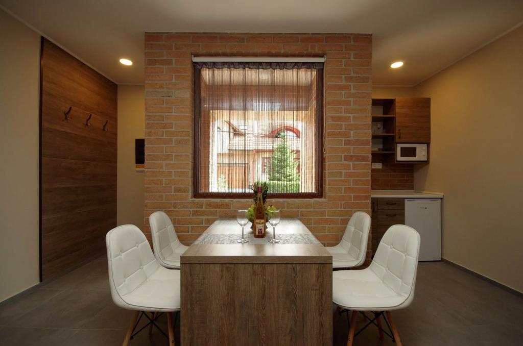 Mosoly Deluxe Apartman غيولا المظهر الخارجي الصورة